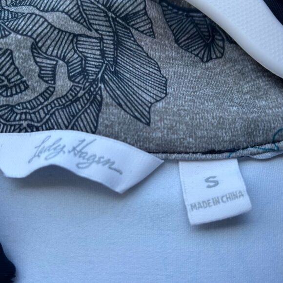 Lady Hagen Blue Floral Golf Quarter Zip Tank Small - Picture 2 of 4